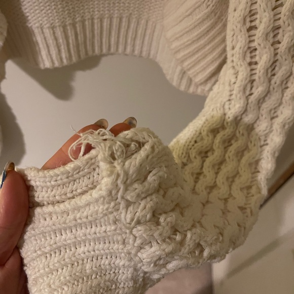 Cropped knit sweater - Picture 3 of 3